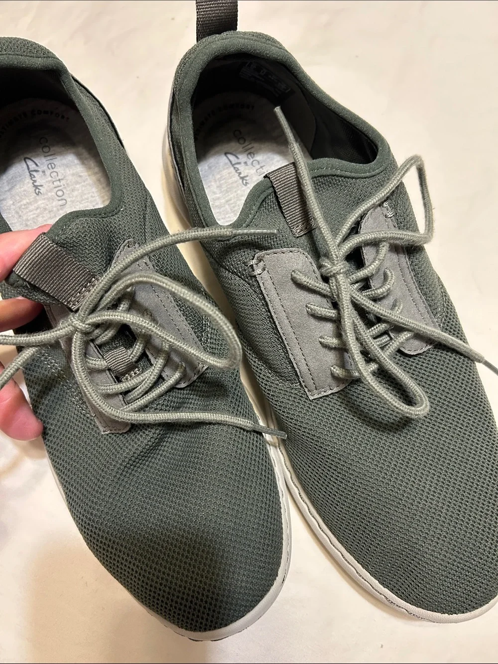 Clarks Men's Green Mesh Lace-Up Sneakers